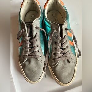 Vintage Havana sneakers